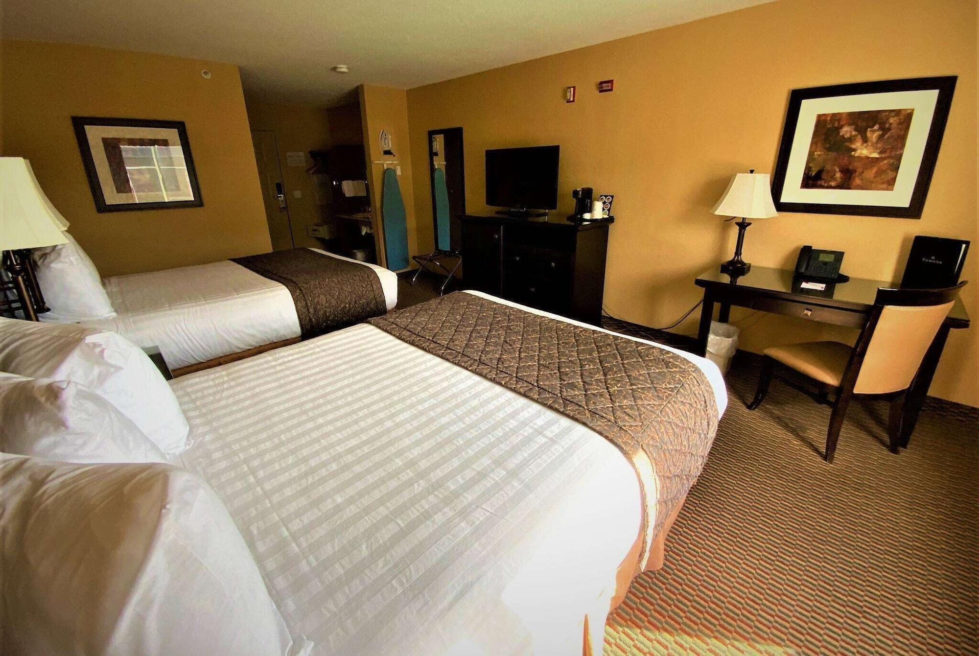 Ramada By Wyndham Surrey/Langley Hotell Exteriör bild